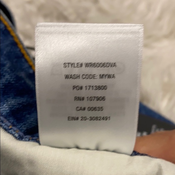 NEW • Hudson Jeans • Jade Boyfriend Jean Shorts 26 - Picture 7 of 8